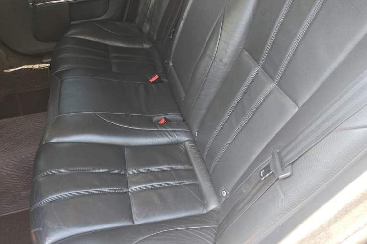 Used Jaguar XJ 2014 XJL 2.0T Two-Wheel-Drive Elegant Business Edition Left Rear Seat
