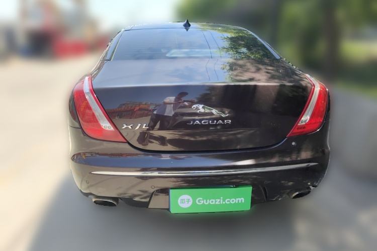 Used Jaguar XJ 2014 XJL 2.0T Two-Wheel-Drive Elegant Business Edition Rear