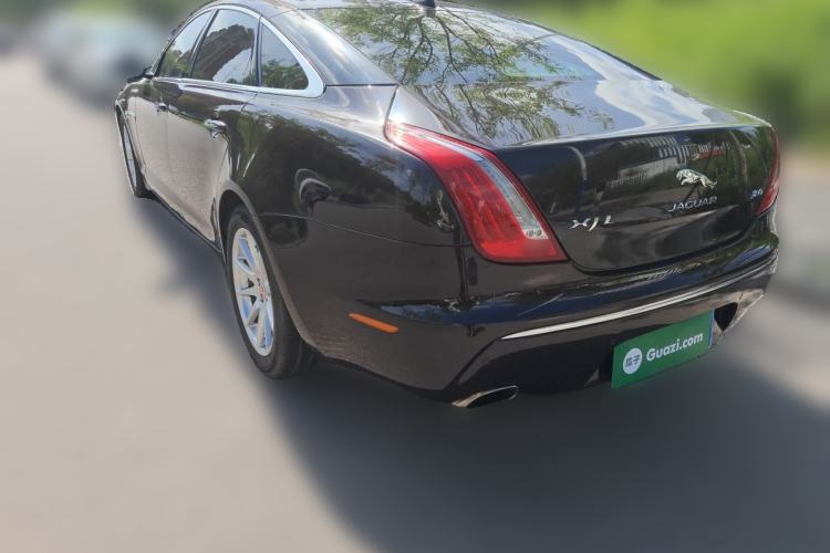 Used Jaguar XJ 2014 XJL 2.0T Two-Wheel-Drive Elegant Business Edition Rear Left 45 Deg