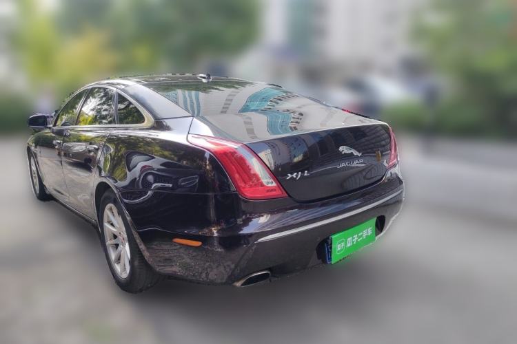 Used Jaguar XJ 2014 XJL 2.0T Two-Wheel-Drive Elegant Business Edition Rear Left 45 Deg