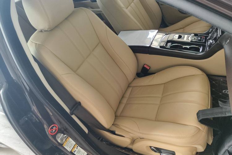 Used Jaguar XJ 2014 XJL 2.0T Two-Wheel-Drive Elegant Business Edition Right Front Seat