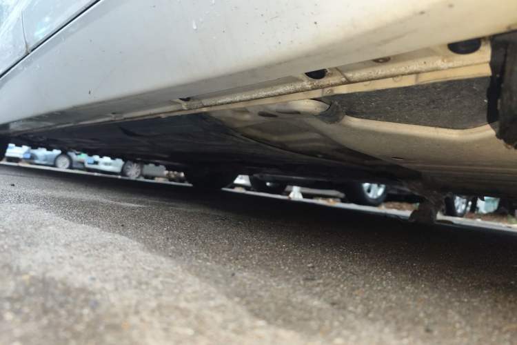 Used Jaguar XJ 2014 XJL 3.0 SC Two-Wheel-Drive Panoramic Business Edition Chassis Rear Left