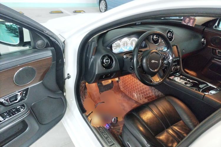 Used Jaguar XJ 2014 XJL 2.0T Two-Wheel-Drive Elegant Business Edition Driver Seat