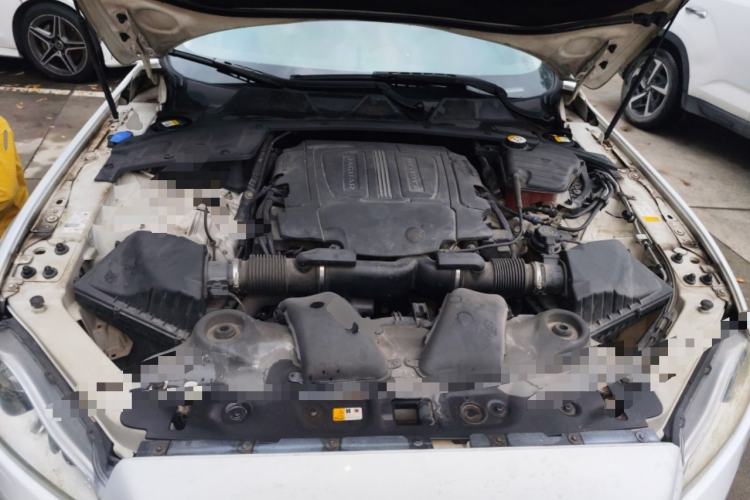 Used Jaguar XJ 2014 XJL 3.0 SC Two-Wheel-Drive Panoramic Business Edition Engine Bay