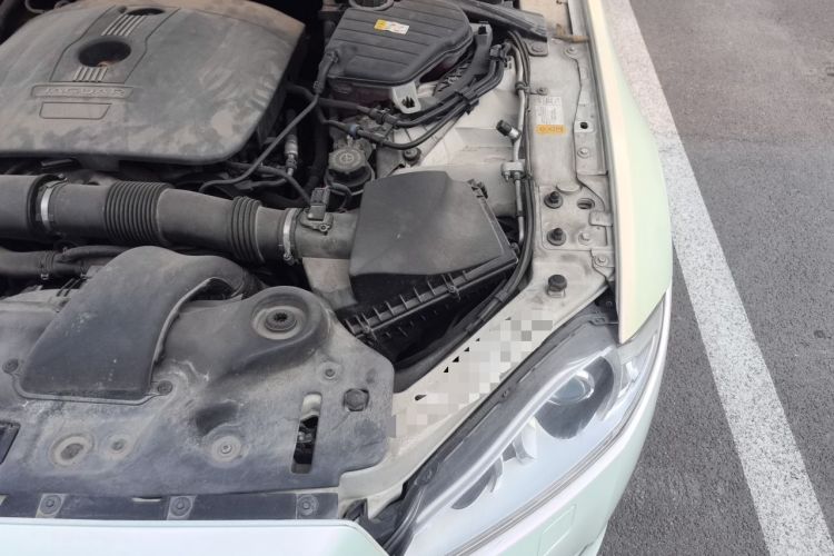 Used Jaguar XJ 2014 XJL 2.0T Two-Wheel-Drive Premium Business Edition Engine Bay Left