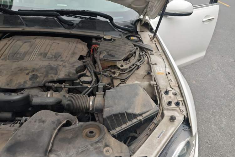 Used Jaguar XJ 2014 XJL 3.0 SC Four-Wheel Drive Panoramic Business Edition Engine Bay Left