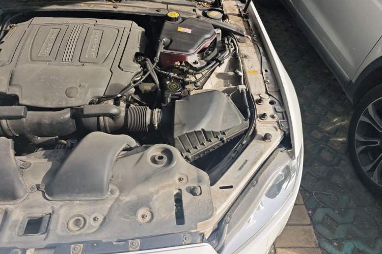 Used Jaguar XJ 2014 XJL 3.0 SC Two-Wheel-Drive Flagship Business Edition Engine Bay Left