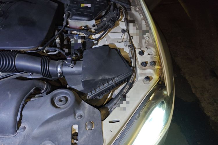 Used Jaguar XJ 2014 XJL 2.0T Two-Wheel-Drive Elegant Business Edition Engine Bay Left