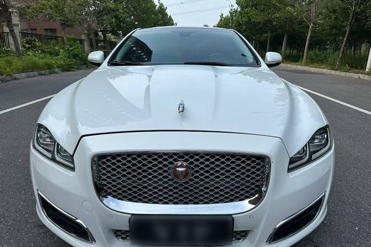 Used Jaguar XJ 2014 XJL 2.0T Two-Wheel-Drive Elegant Business Edition Exterior 1