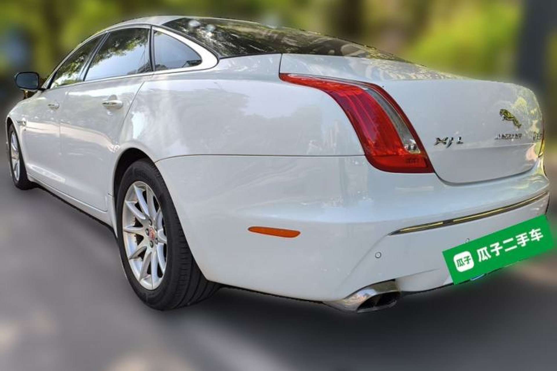 Used Jaguar XJ 2014 XJL 3.0 SC Two-Wheel-Drive Panoramic Business Edition Exterior 2
