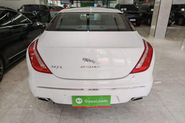 Used Jaguar XJ 2014 XJL 2.0T Two-Wheel-Drive Elegant Business Edition Exterior 4