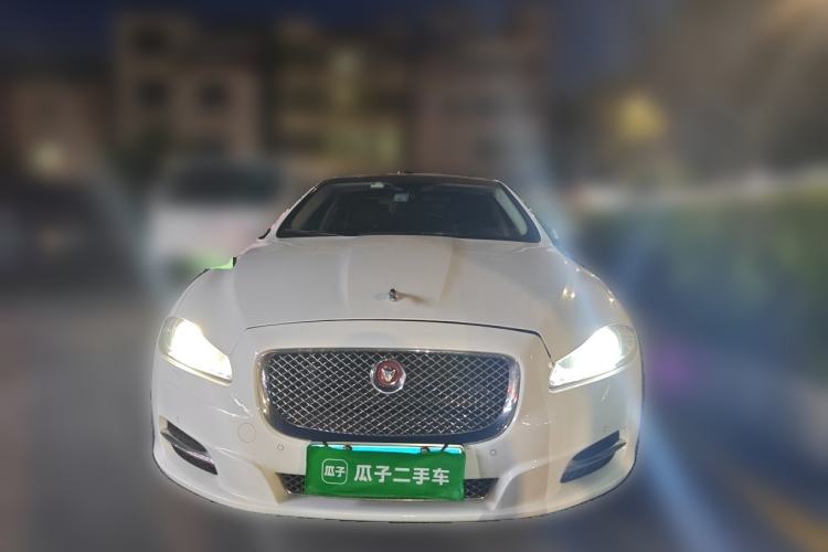 Used Jaguar XJ 2014 XJL 2.0T Two-Wheel-Drive Elegant Business Edition Front