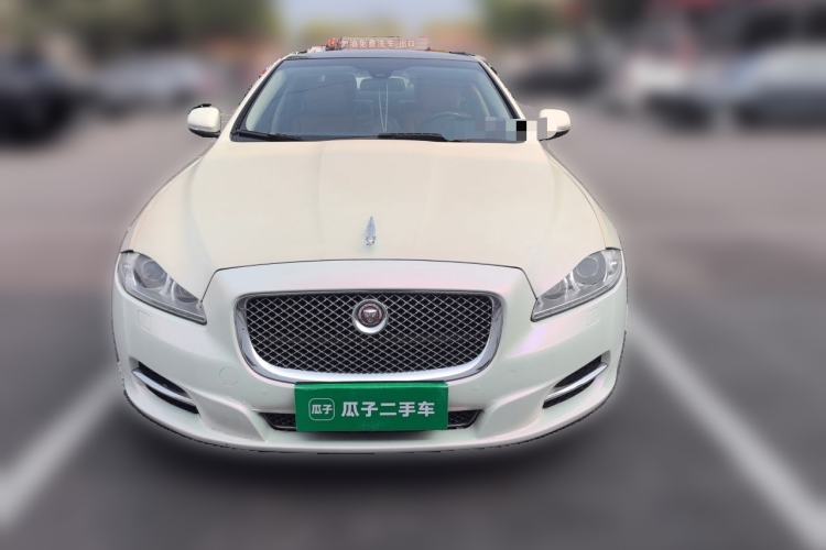 Used Jaguar XJ 2014 XJL 2.0T Two-Wheel-Drive Premium Business Edition Front
