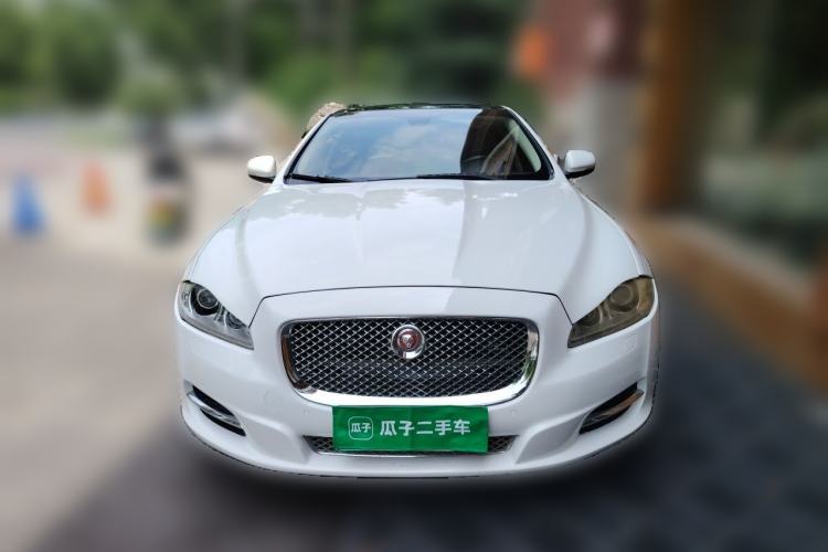 Used Jaguar XJ 2014 XJL 2.0T Two-Wheel-Drive Elegant Business Edition Front