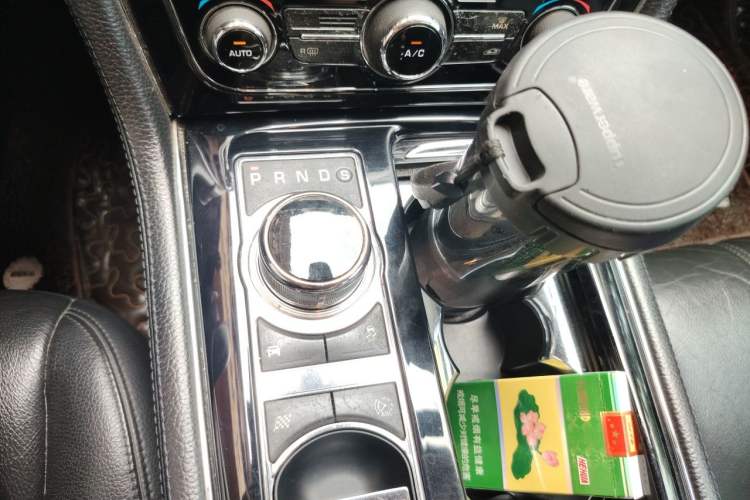 Used Jaguar XJ 2014 XJL 2.0T Two-Wheel-Drive Elegant Business Edition Gear Lever