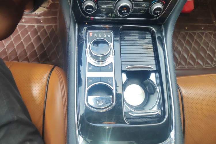 Used Jaguar XJ 2014 XJL 3.0 SC Four-Wheel Drive Prestige Business Edition Gear Lever