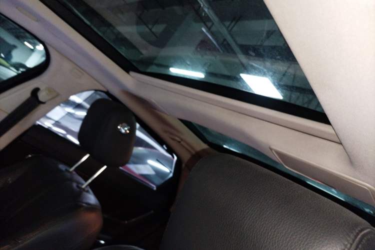 Used Jaguar XJ 2014 XJL 2.0T Two-Wheel-Drive Elegant Business Edition Headliner