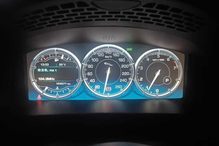 Used Jaguar XJ 2014 XJL 3.0 SC Two-Wheel-Drive Panoramic Business Edition Instrument Cluster
