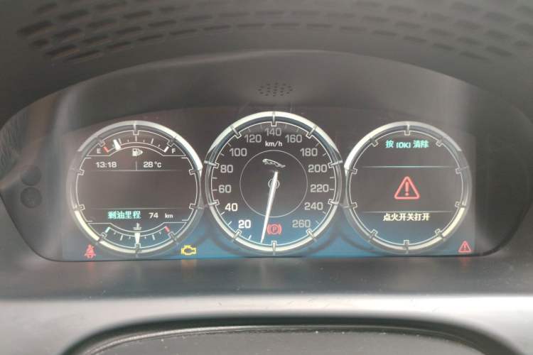 Used Jaguar XJ 2014 XJL 2.0T Two-Wheel-Drive Elegant Business Edition Instrument Cluster
