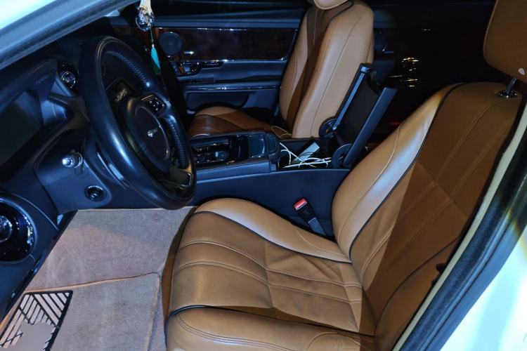Used Jaguar XJ 2014 XJL 3.0 SC Four-Wheel Drive Panoramic Business Edition Left Front Seat