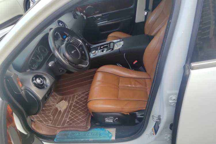 Used Jaguar XJ 2014 XJL 3.0 SC Four-Wheel Drive Prestige Business Edition Left Front Seat