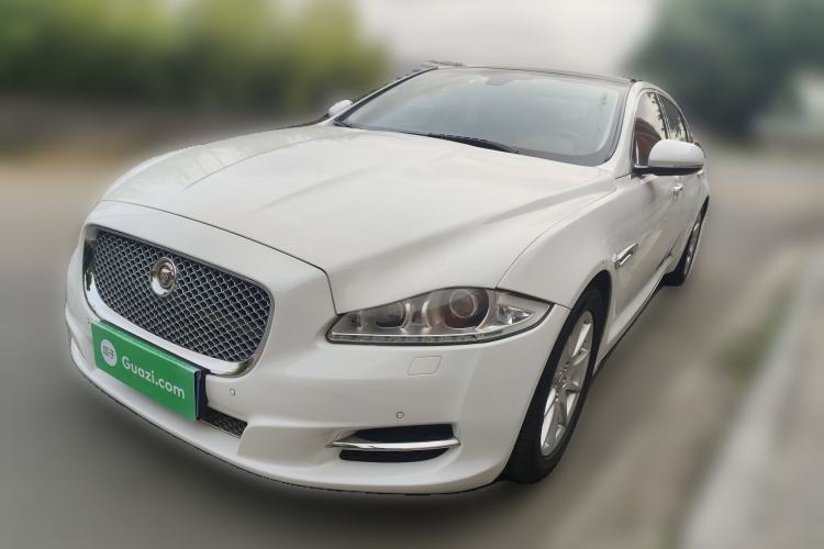 Used Jaguar XJ 2014 XJL 2.0T Two-Wheel-Drive Elegant Business Edition Guazi used car, China used car export, Used car for sale, Used  cars, Cheapest cars for sale