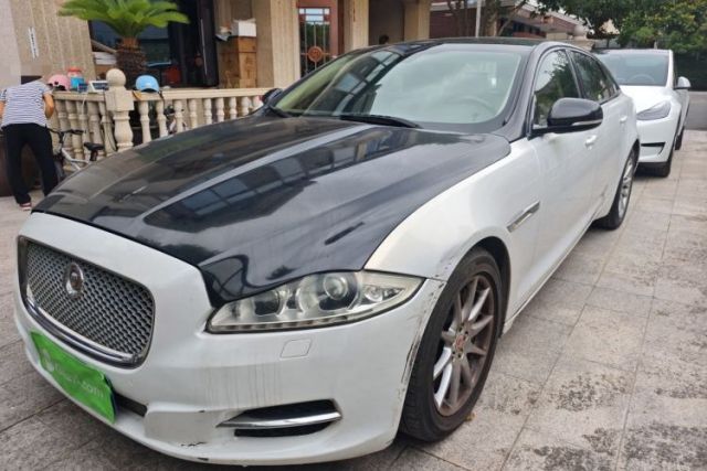 Used Jaguar XJ 2014 XJL 3.0 SC Two-Wheel-Drive Panoramic Business Edition