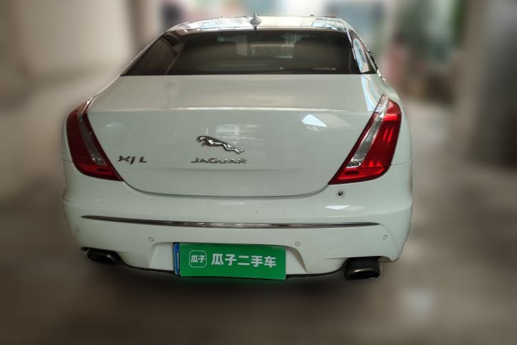Used Jaguar XJ 2014 XJL 2.0T Two-Wheel-Drive Elegant Business Edition Rear