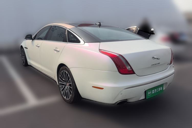Used Jaguar XJ 2014 XJL 2.0T Two-Wheel-Drive Premium Business Edition Rear Left 45 Deg