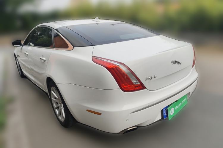 Used Jaguar XJ 2014 XJL 2.0T Two-Wheel-Drive Elegant Business Edition Rear Left 45 Deg