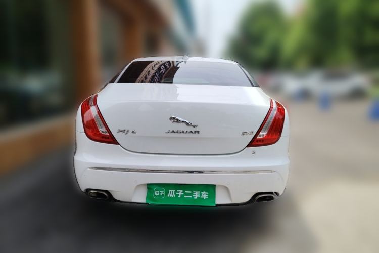 Used Jaguar XJ 2014 XJL 2.0T Two-Wheel-Drive Elegant Business Edition Rear
