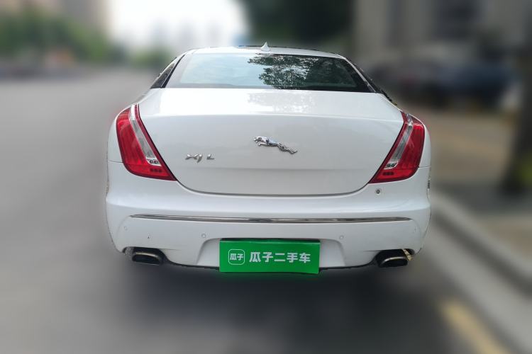 Used Jaguar XJ 2014 XJL 2.0T Two-Wheel-Drive Elegant Business Edition Rear