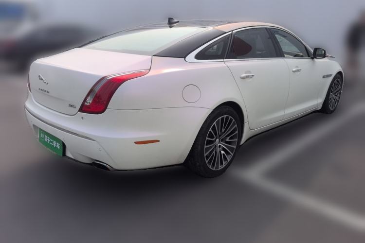 Used Jaguar XJ 2014 XJL 2.0T Two-Wheel-Drive Premium Business Edition Rear Right 45 Deg