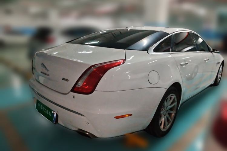 Used Jaguar XJ 2014 XJL 3.0 SC Two-Wheel-Drive Panoramic Business Edition Rear Right 45 Deg