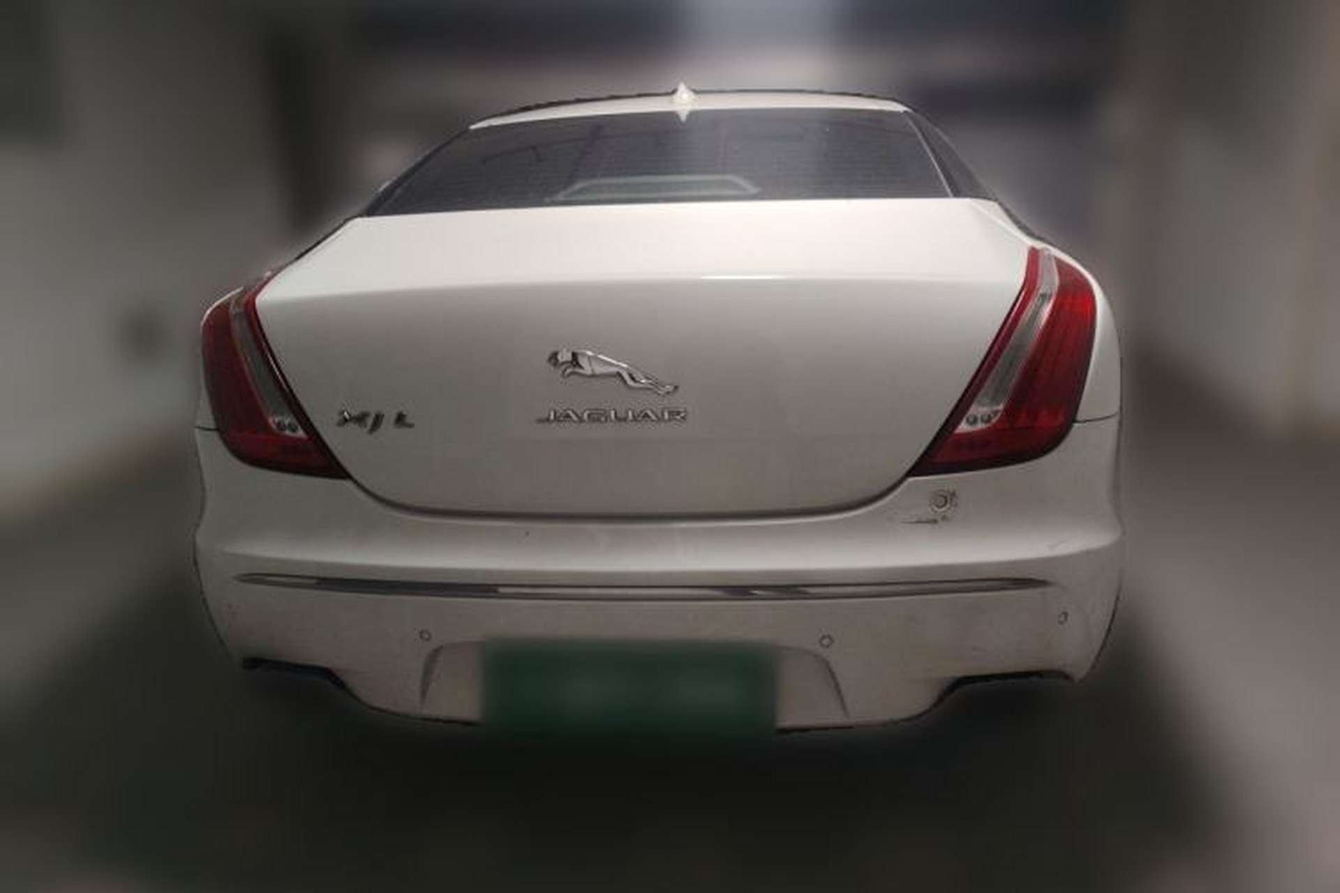 Used Jaguar XJ 2014 XJL 2.0T Two-Wheel-Drive Elegant Business Edition Rear
