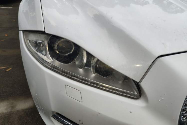 Used Jaguar XJ 2014 XJL 3.0 SC Two-Wheel-Drive Panoramic Business Edition Right Front Headlight