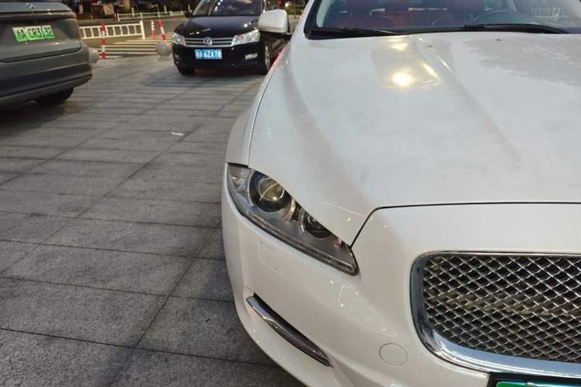Used Jaguar XJ 2014 XJL 2.0T Two-Wheel-Drive Elegant Business Edition Right Front Headlight