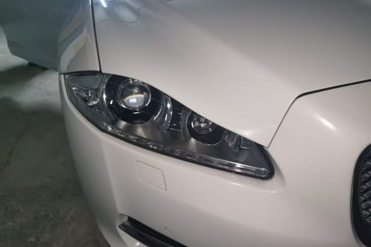 Used Jaguar XJ 2014 XJL 3.0 SC Four-Wheel Drive Panoramic Business Edition Right Front Headlight