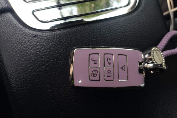 Used Jaguar XJ 2014 XJL 2.0T Two-Wheel-Drive Elegant Business Edition Vehicle Key