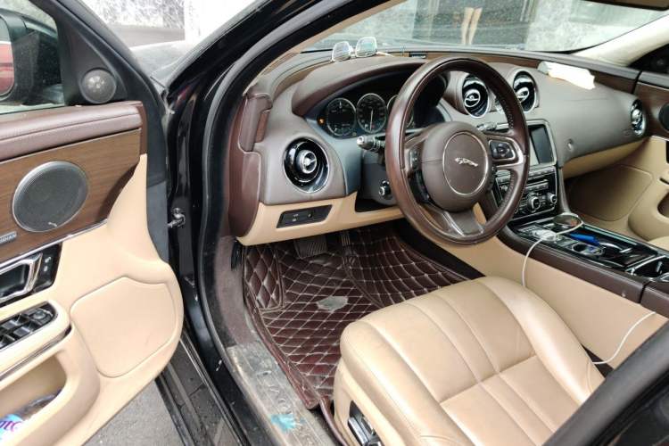 Used Jaguar XJ 2015 XJL 2.0T Elegance Business 80th Anniversary Limited Edition Driver Seat