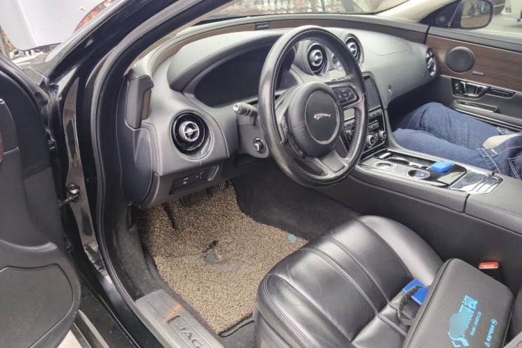 Used Jaguar XJ 2015 XJL 3.0 SC Elegant Business 80th Anniversary Limited Edition Driver Seat