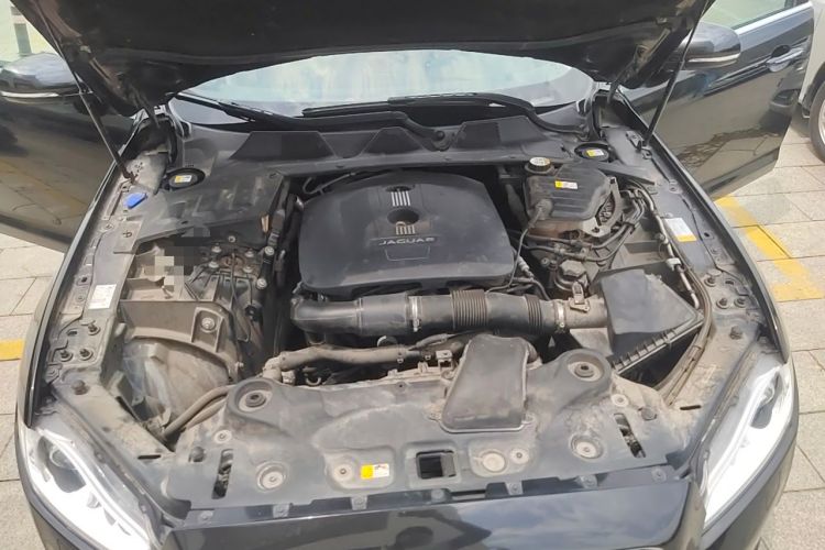 Used Jaguar XJ 2015 XJL 2.0T Elegance Business 80th Anniversary Limited Edition Engine Bay