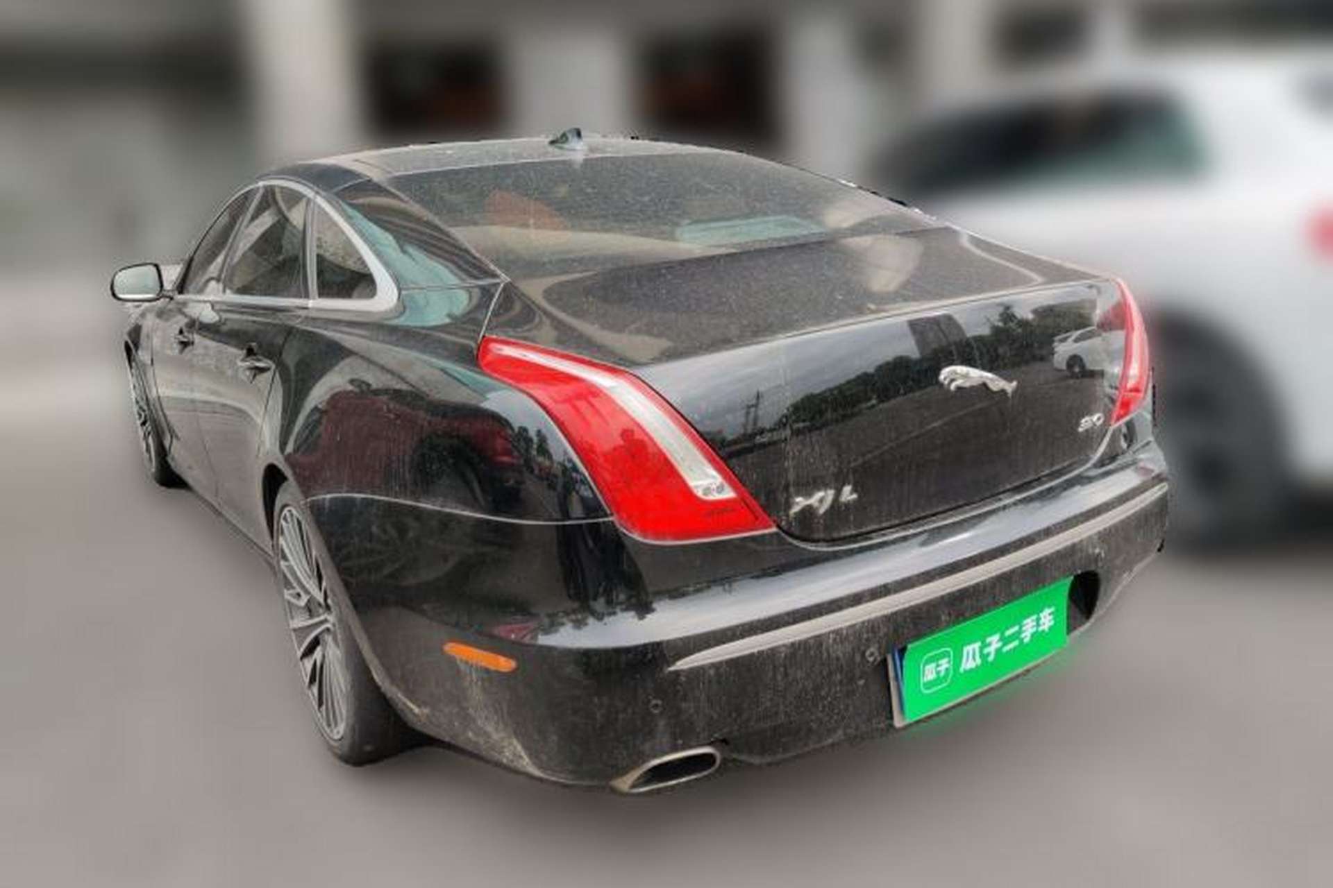Used Jaguar XJ 2015 XJL 2.0T Elegance Business 80th Anniversary Limited Edition Rear Left 45 Deg