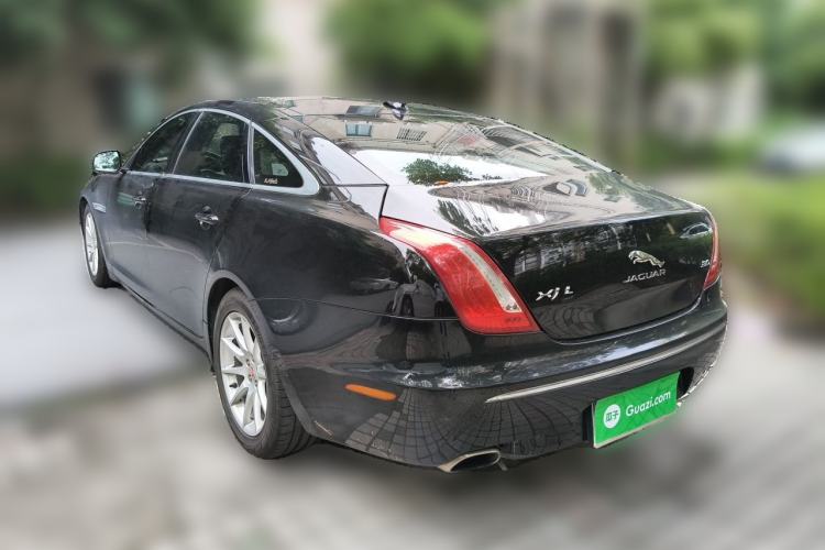 Used Jaguar XJ 2015 XJL 3.0 SC Two-Wheel-Drive Panoramic Business Edition Rear Left 45 Deg