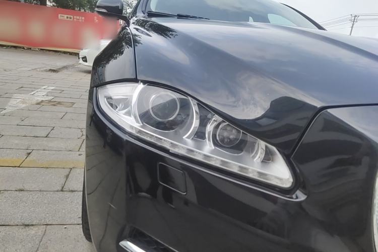 Used Jaguar XJ 2015 XJL 2.0T Elegance Business 80th Anniversary Limited Edition Right Front Headlight