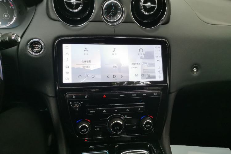 Used Jaguar XJ 2015 XJL 3.0 SC Four-Wheel Drive Luxury Business Edition Audio And AC Panel