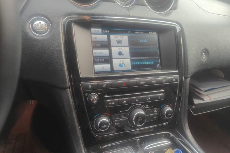Used Jaguar XJ 2015 XJL 2.0T Elegance Business 80th Anniversary Limited Edition Audio And AC Panel