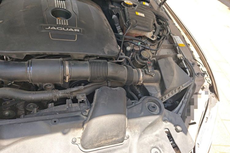 Used Jaguar XJ 2015 XJL 2.0T Elegance Business 80th Anniversary Limited Edition Engine Bay Left