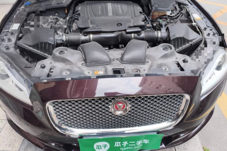 Used Jaguar XJ 2015 XJL 3.0 SC Elegant Business 80th Anniversary Limited Edition Engine Bay