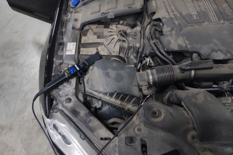 Used Jaguar XJ 2015 XJL 3.0 SC Four-Wheel Drive Panoramic Business Edition Engine Bay Right